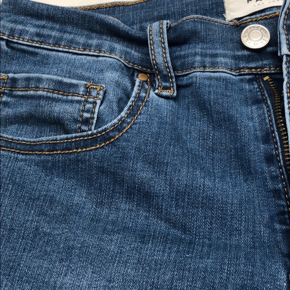 Shorts - Picture 3 of 3